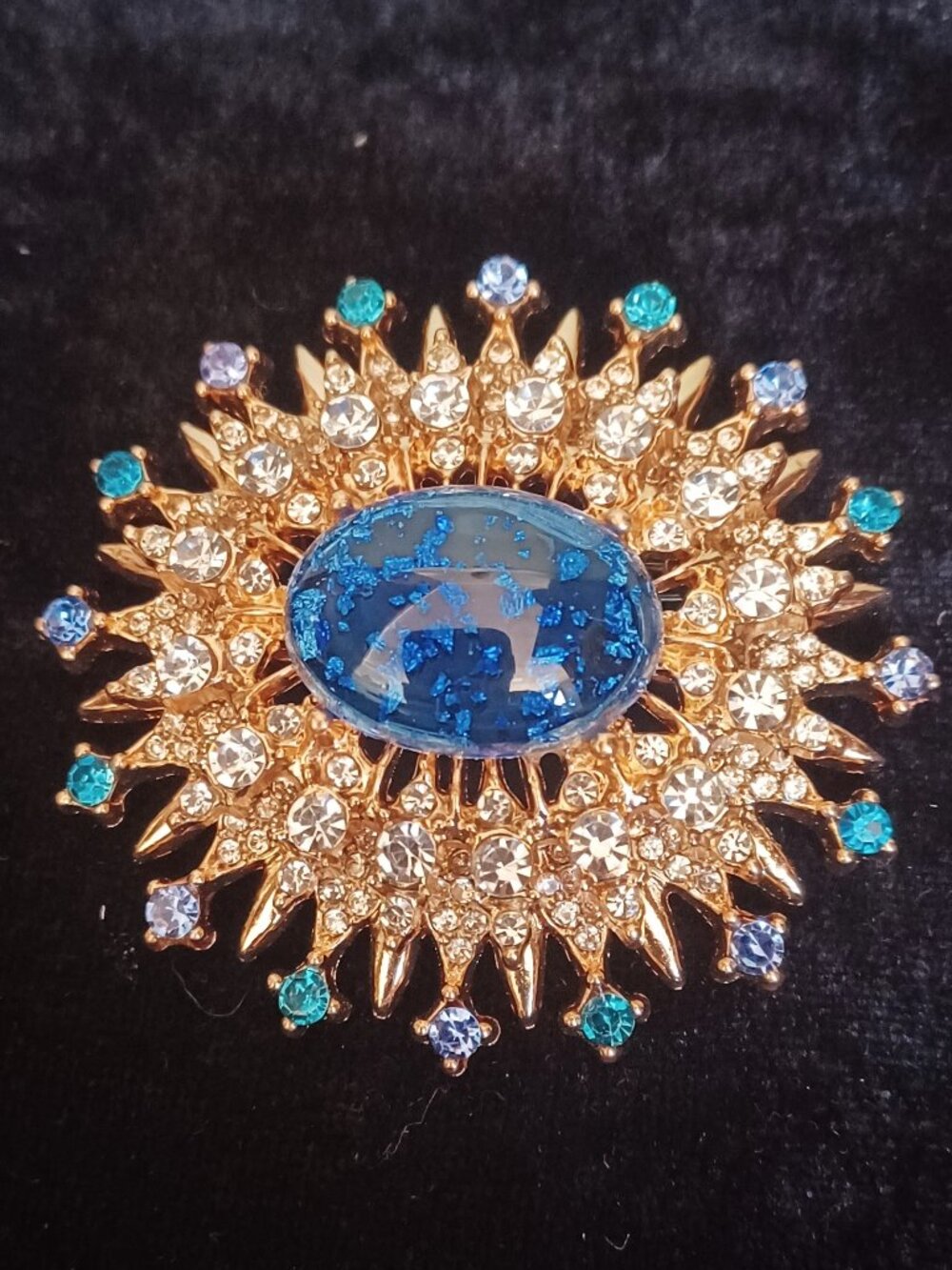 Awesome Gold & Blue Rhinestone Brooch